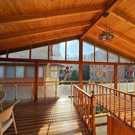 Alimeti Guesthouse بيرات المظهر الخارجي الصورة