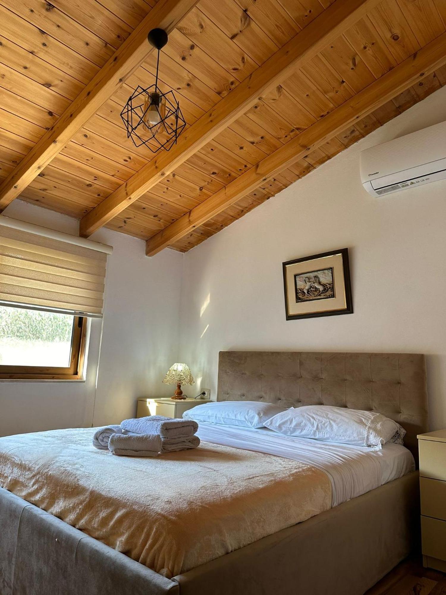 Alimeti Guesthouse بيرات المظهر الخارجي الصورة